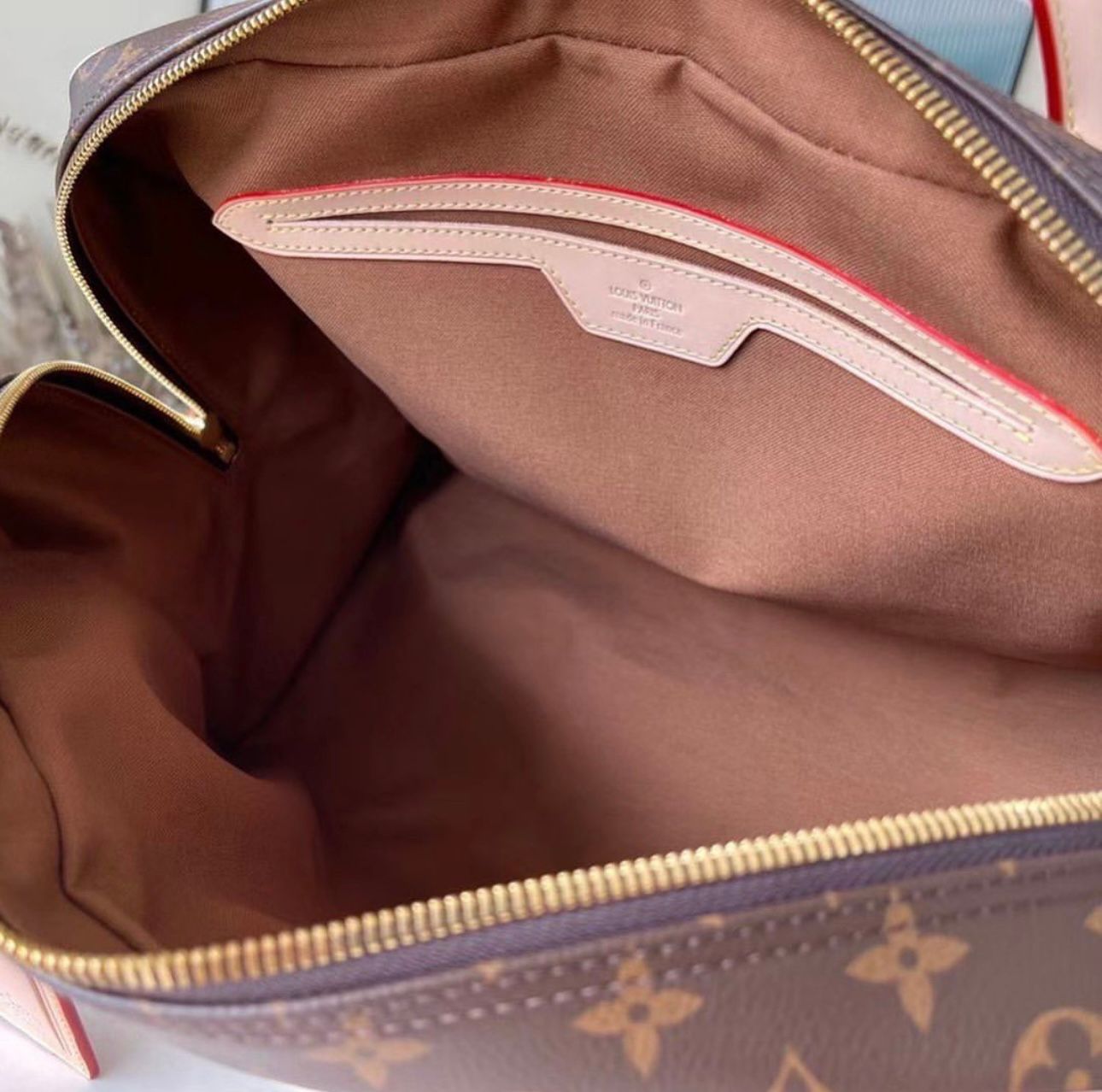 LV Carryall