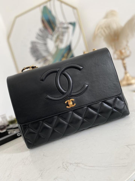 CHANEL nuova borsa a spalla singola