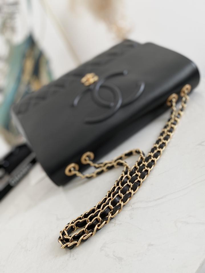 CHANEL nuova borsa a spalla singola